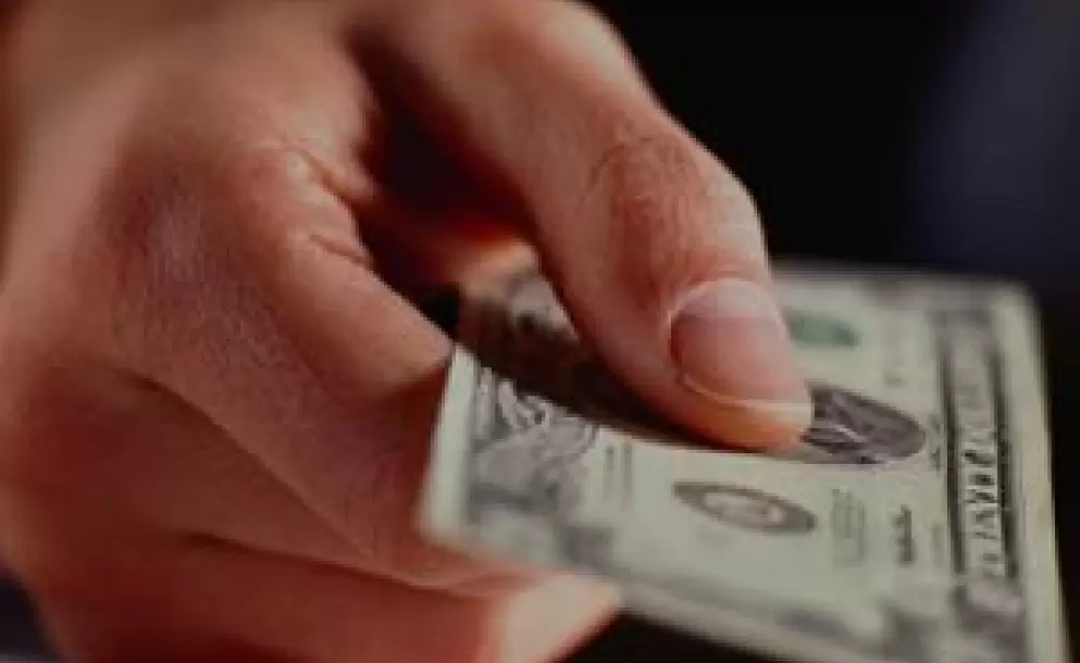 mano_dolar