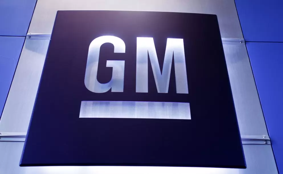 151024155515-general-motors-logo