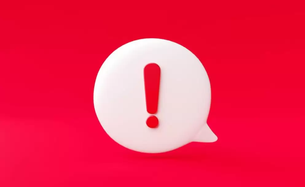 red-danger-alert-notification-reminder-icon-chat-message-bubble-symbol-background-3d-illustration