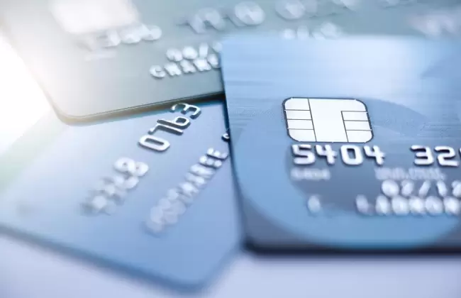 finance-concept-selective-focus-microchip-on-credit-card-or-debit-card